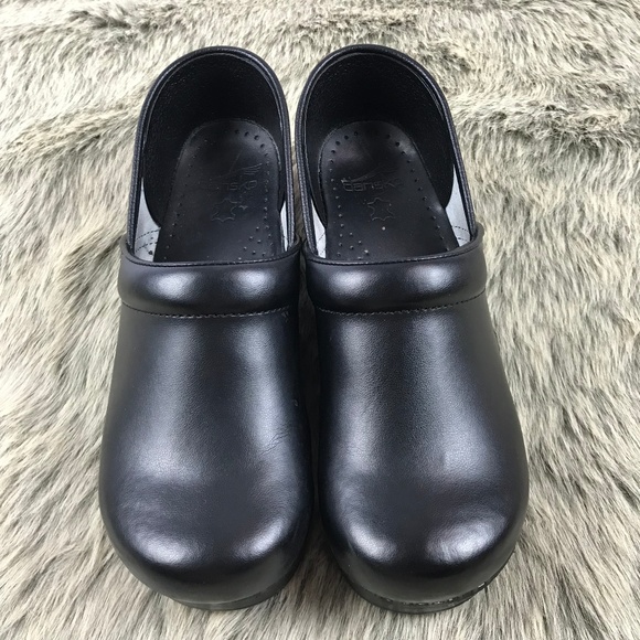 dansko black box